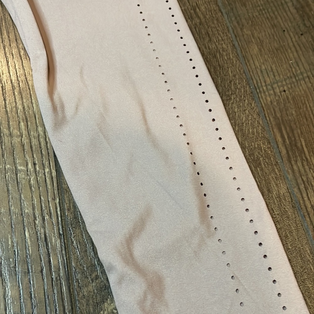 Gymshark Dry Moisture Management 7/8 Blush Pink/Purple‎ Leggings Sz M - Picture 2 of 7